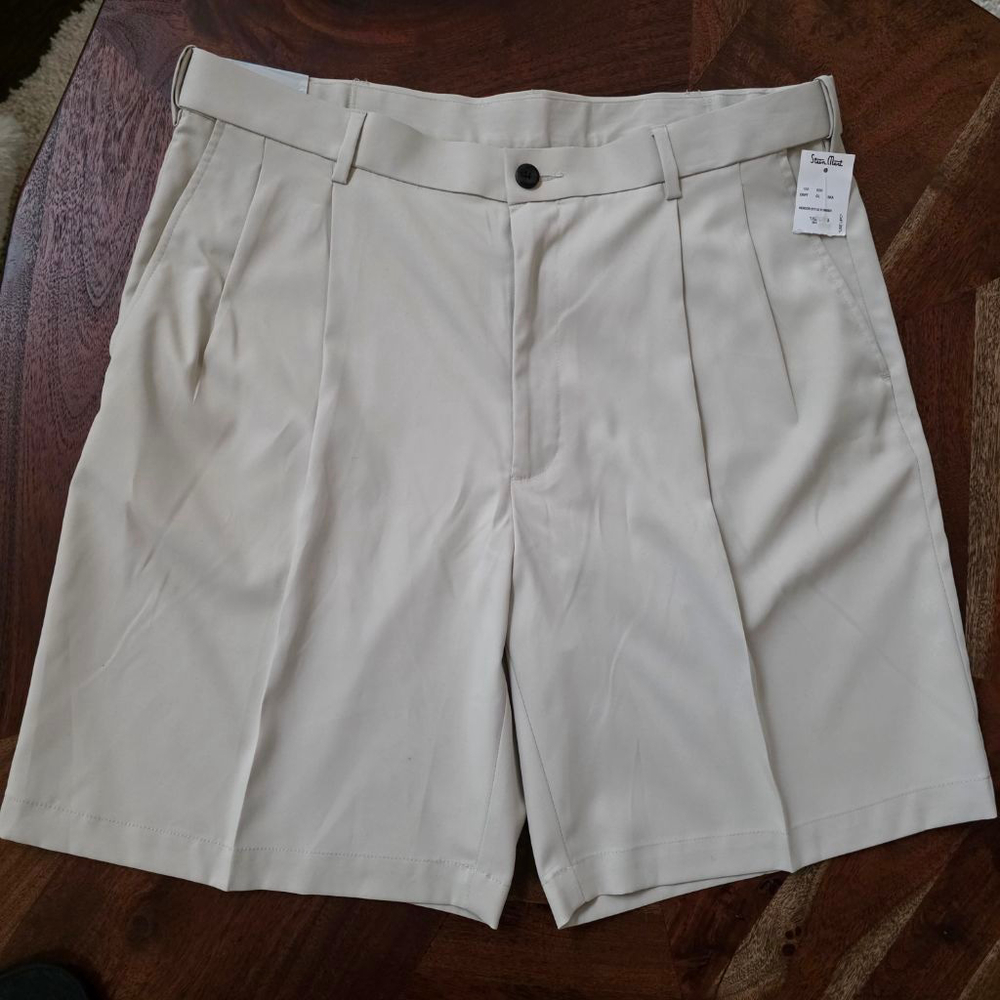 Men's Savane Stretch Microfiber Pleated Shorts Waist 36 Beige